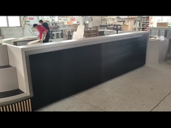 Mesa da recepção moderna