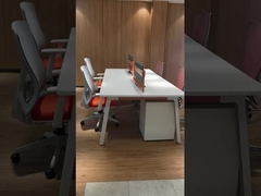 Estações de trabalho abertas para pessoal de 4 a 6 lugares, modulares e brancas