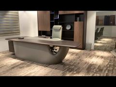 A Beston é especializada em mesas executivas de design para diretores, CEOs e presidentes de alto padrão.