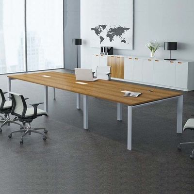 Mesa de Conferência para Escritório de 6 Pessoas com Tampo de Madeira de 25mm, Acabamento Resistente a Arranhões e Cores Personalizáveis