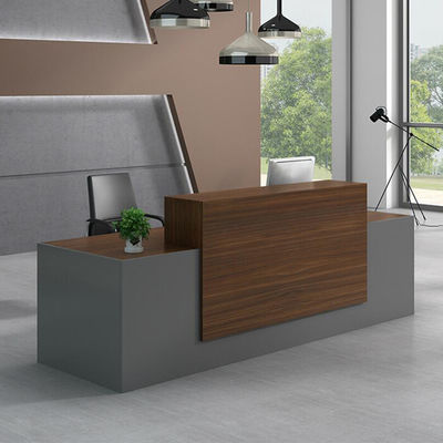 Mesa de recepção de salão de beleza