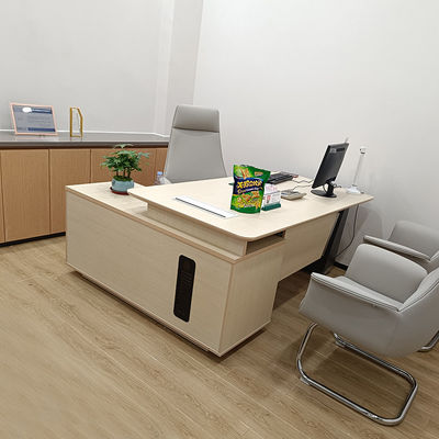 Mesa de Escritório Executiva em L com Cores Personalizáveis e Dimensões de 1800*1600*750mm